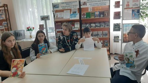 Верхнеуслонские гимназисты сыграли в игру «Пройдем дорогами войны…»