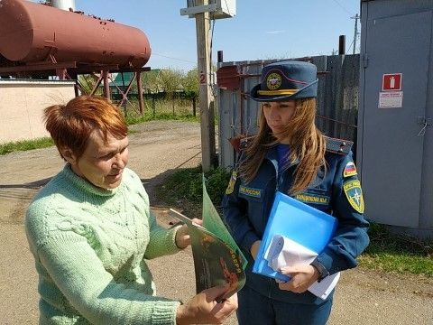 Сотрудники пожарного надзора обеспечивают безопасность в Верхнеуслонском районе