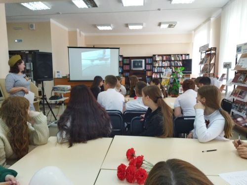 Верхнеуслонские гимназисты сыграли в игру «Пройдем дорогами войны…»