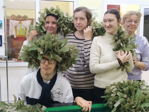 В Верхнеуслонском районе ребята с ОВЗ создают маскировочные сети