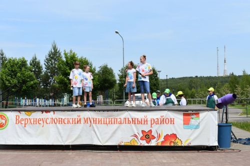 День защиты детей в Верхнем Услоне: яркий праздник для всей семьи