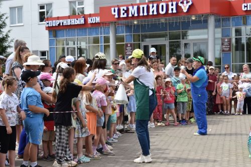 День защиты детей в Верхнем Услоне: яркий праздник для всей семьи