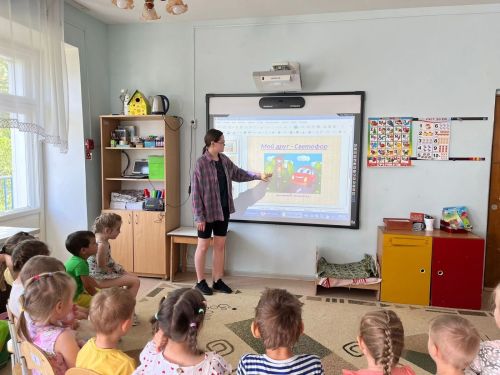 В «Березке» прошел тематический день, посвященный светофору