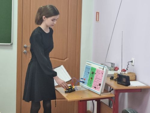 Школьница из Тат.Бурнашева стала победителем зональной конференции по физике