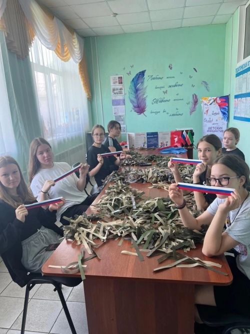 Макыл балалары бер көннәрен Россиягә багышладылар