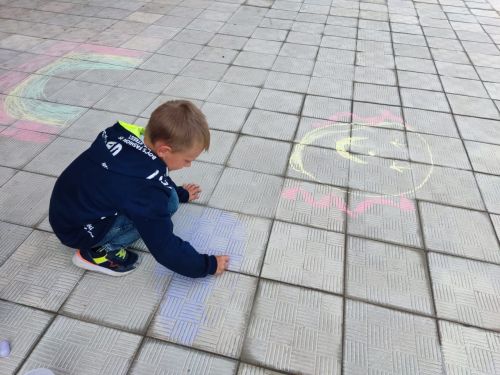 Печище мәдәният йорты янында «Төрле төстәге җәй» исемле күңелле чара узды
