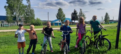 «Мой друг велосипед»: в Кильдеевском СДК отметили Всемирный день велосипеда