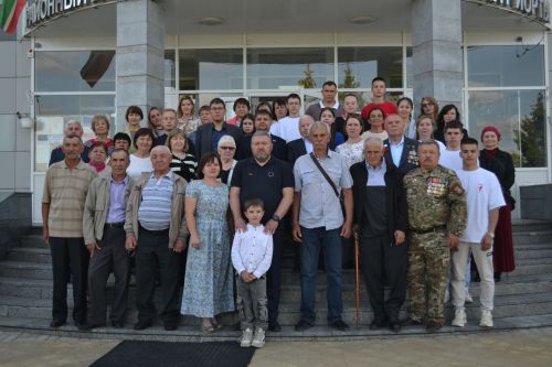 В Верхнем Услоне открылась патриотическая выставка «Отец Героя»