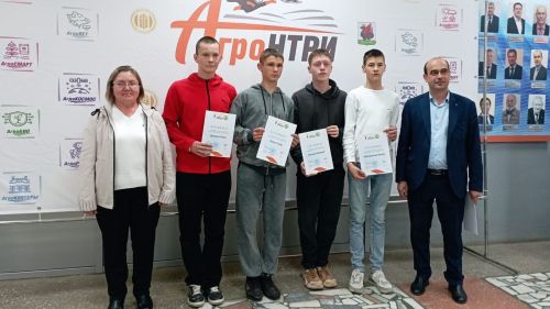 «АгроНТРИ — 2025»: верхнеуслонцы покоряют цифровые технологии