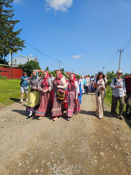 В Верхнеуслонском районе отмечают День Святой Троицы