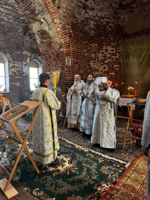 В селе Кильдеево после 90 лет забвения возобновились службы в старинном храме