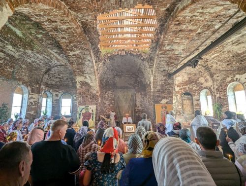 В селе Кильдеево после 90 лет забвения возобновились службы в старинном храме