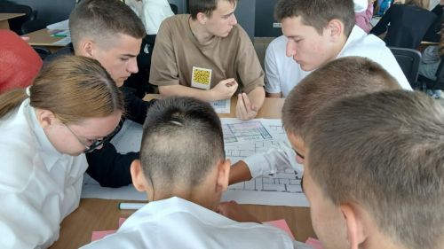 В Верхнем Услоне прошли общественные слушания по обновлению «молодежки»