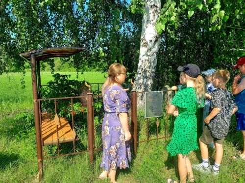 Мәмәтхуҗада үз тарихларына хөрмәт белән карыйлар