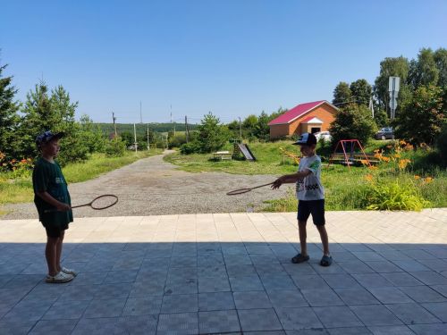Летние приключения в Печищах: игры и творчество