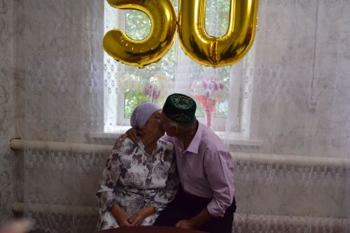 Супруги Валеевы из Макулова 50 лет вместе