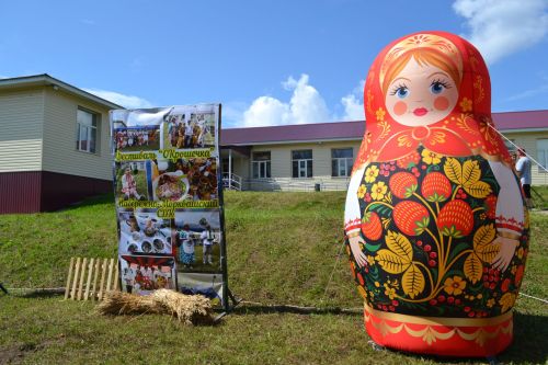 Надо корни возрождать: В Набережных Морквашах прошел фестиваль окрошки