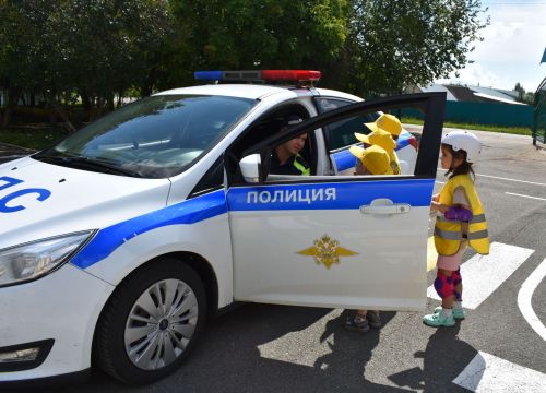 Безопасная дорога в детский сад: как «Березка» учит ПДД
