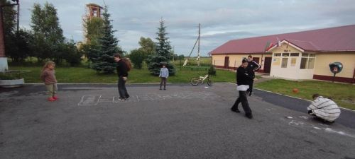В Кильдееве возродили забытую радость дворовых игр