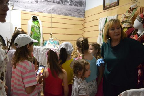 Семья - основа государства: мероприятие с участием детей и родителей в РДК