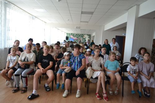 Семья - основа государства: мероприятие с участием детей и родителей в РДК