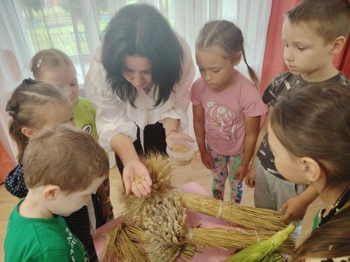 В «Березке» дошколятам рассказали о профессии агроном