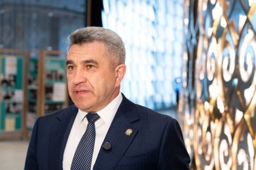 Школьные чаты Татарстана переходят в мессенджер Max с 1 сентября
