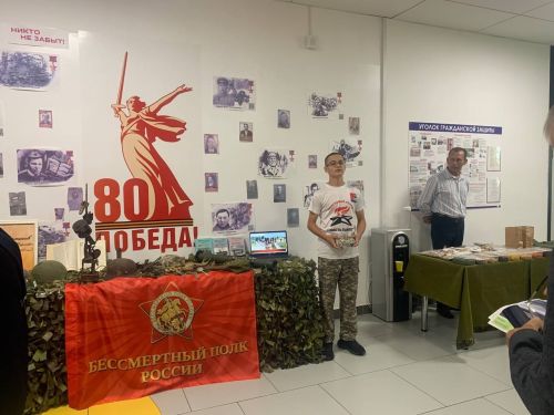 Раис РТ вручил сертификат на школьный автобус школе Верхнеуслонского района