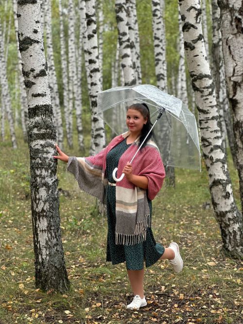 Верхнеуслонцы с ОВЗ примерили исторические костюмы в березовой роще