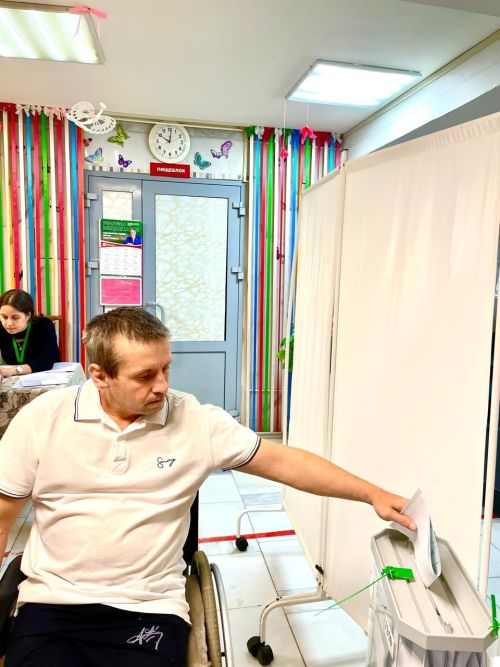 51 житель Дома-интерната для престарелых реализовали избирательное право