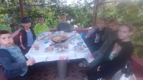 Сәнгать мәктәбе балалары “Шарлот-шоу” оештырдылар