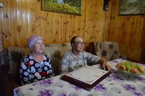 Супруги Хабибуллины из Набережных Моркваш отметили 55 лет совместной жизни