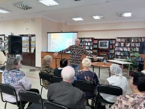 В районной библиотеке прошла фольклорная встреча про январские праздники