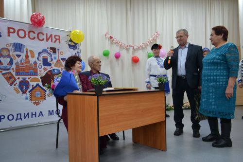 Пятьдесят лет в одном сердце: золотая свадьба в Коргузе
