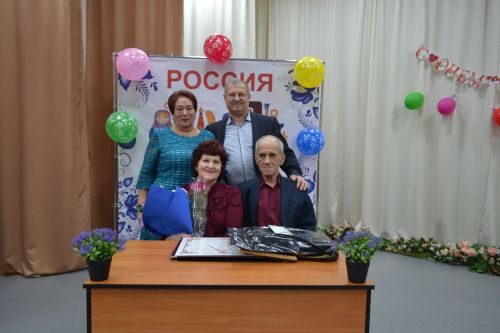 Пятьдесят лет в одном сердце: золотая свадьба в Коргузе