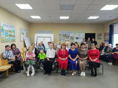 Мәмәтхуҗада Өлкәннәр көнен бәйрәм концерты белән билгеләп үттеләр
