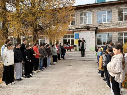 Кросс памяти Раиля Гизатуллина прошел в Октябрьской школе
