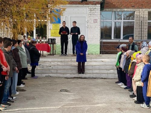 Октябрьский бистәсендә Гыйззәтуллинны йөгерү ярышлары белән искә алдылар