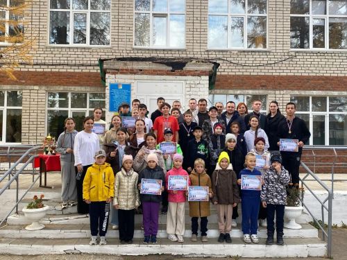 Октябрьский бистәсендә Гыйззәтуллинны йөгерү ярышлары белән искә алдылар