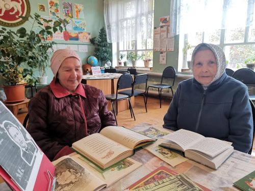 Кызыл Байракта өлкән буын белән әдәби очрашу узды