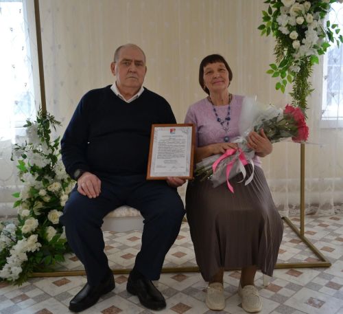 В Верхнем Услоне супруги Грачевы отметили 50-летие совместной жизни