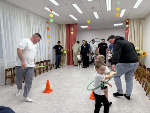 В Верхнеуслонском детсаду «Березка» прошли веселые старты к Дню отца