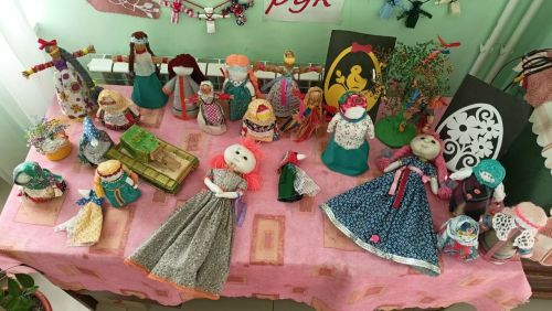 Кильдеевский СДК провел концерт, выставку и дискуссию ко Дню отца