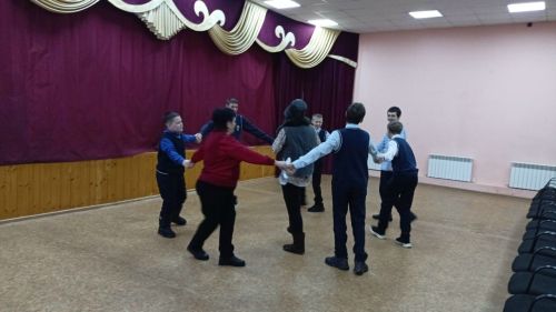 Фольклорный час «Сказки старого сундука» прошел в Кильдеевском ДК