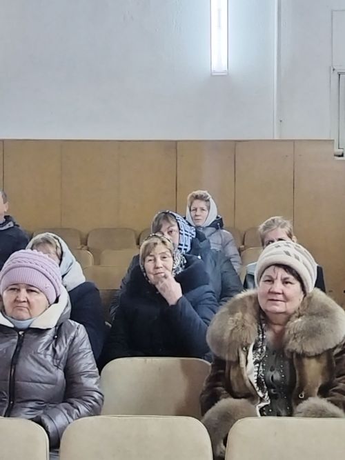 Сход граждан в Больших Мемях: комфортная жизнь общими усилиями