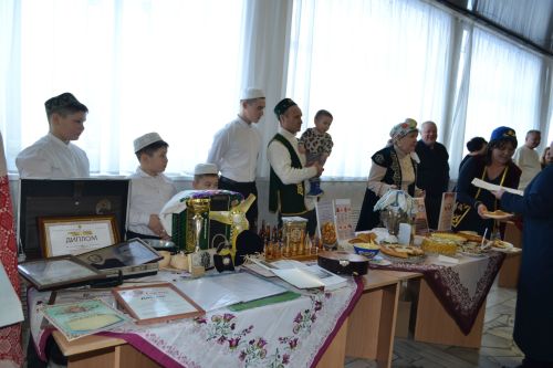 В Верхнем Услоне прошел фестиваль родословных «Эхо веков»