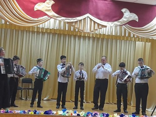 Верхнеуслонские музыканты дали концерт в честь Крымской весны