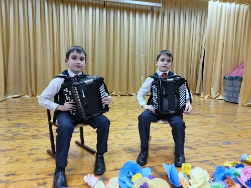 Верхнеуслонские музыканты дали концерт в честь Крымской весны