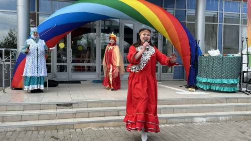 В Верхнем Услоне ярко и весело встретили Навруз