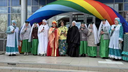 В Верхнем Услоне ярко и весело встретили Навруз